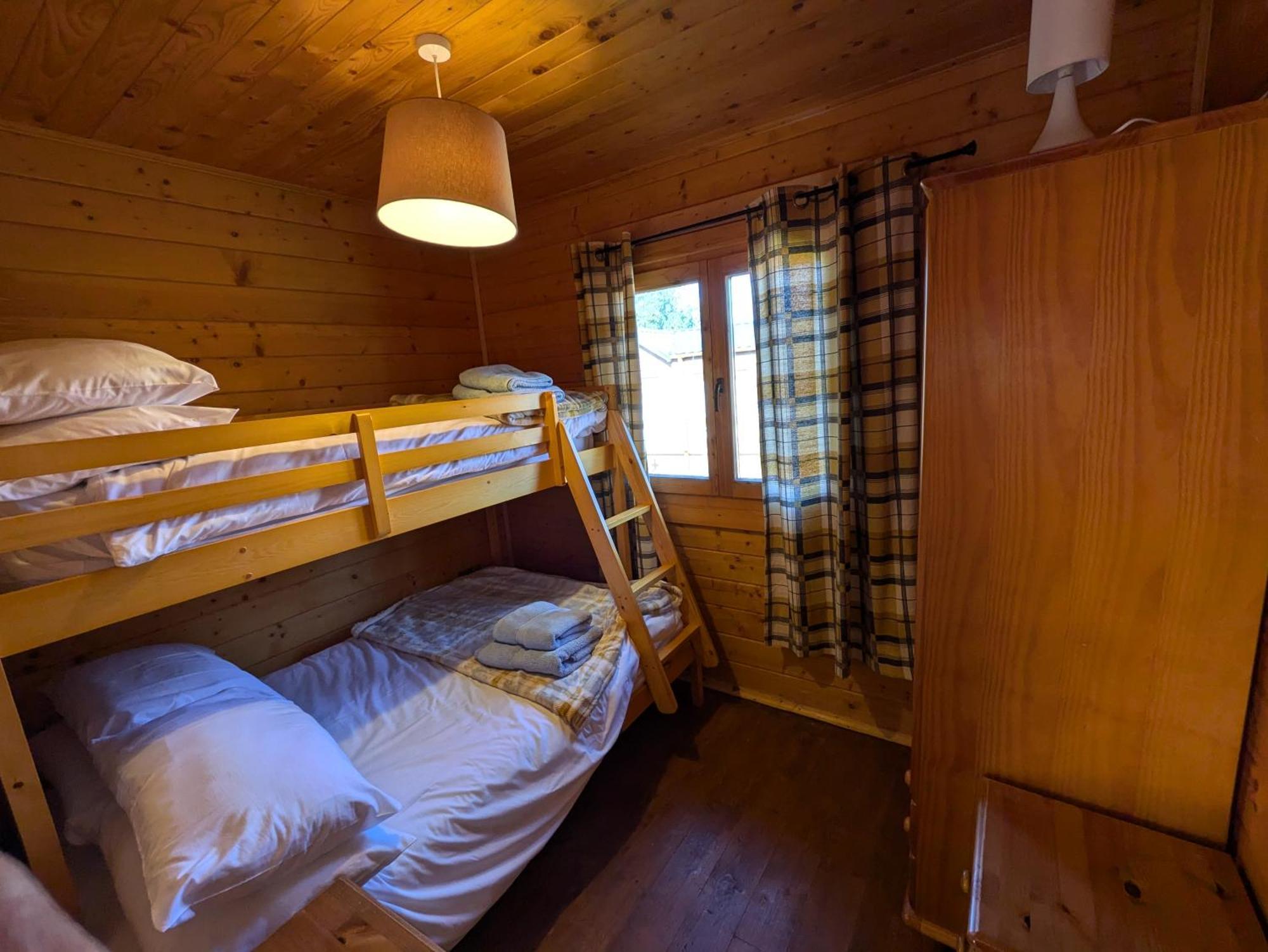 Rustic Lodge Retreat At Riverview Holiday Park Newcastleton ภายนอก รูปภาพ